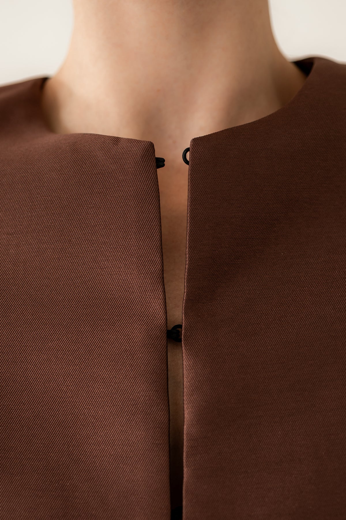 NO. 1 BLOUSE BROWN