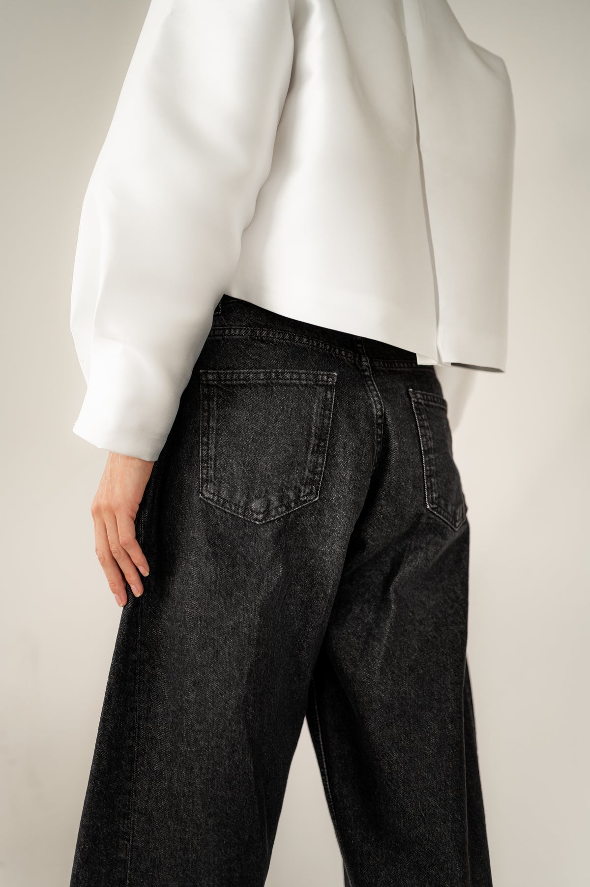 NORMA JEANS - DARK GREY