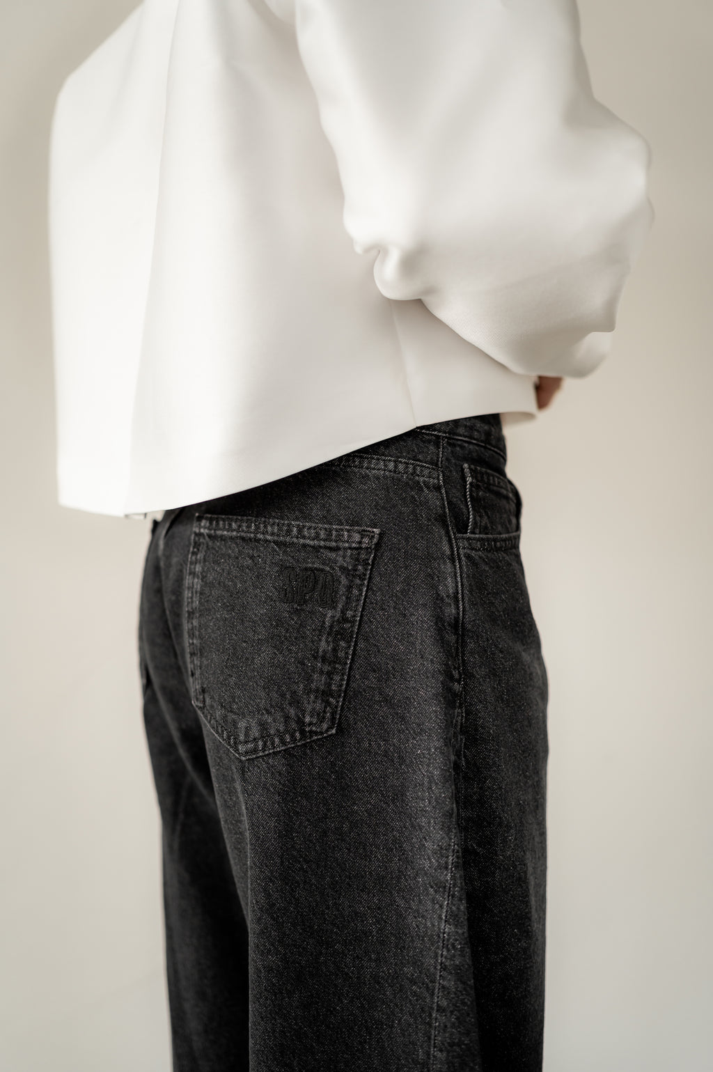 NORMA JEANS - DARK GREY