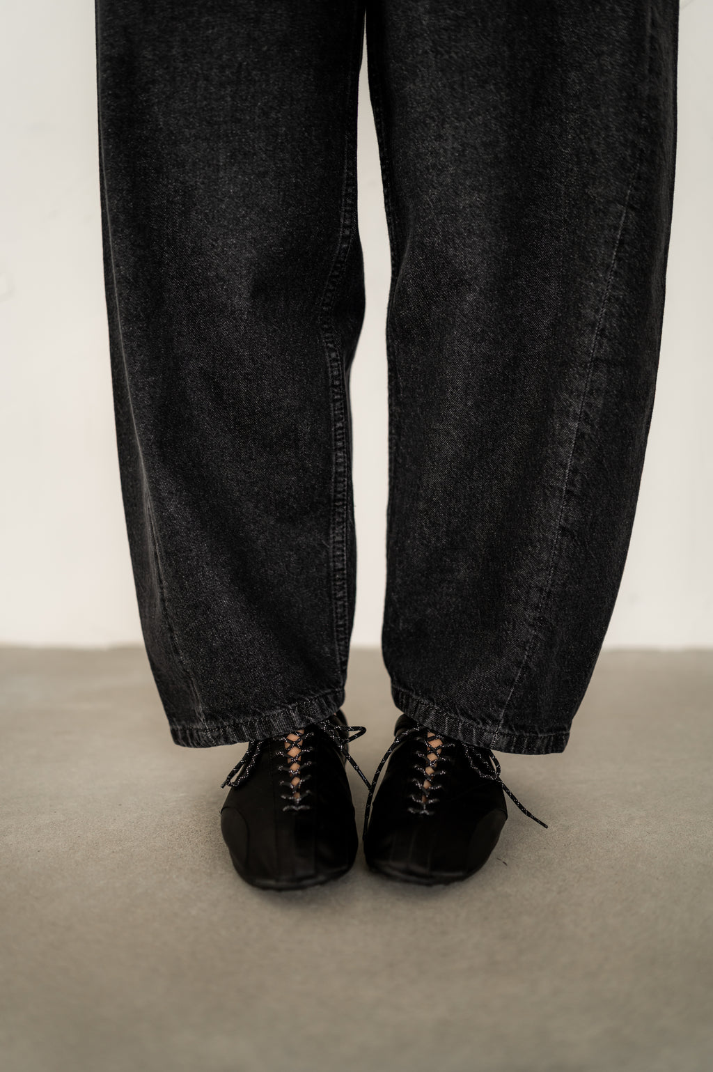 NORMA JEANS - DARK GREY